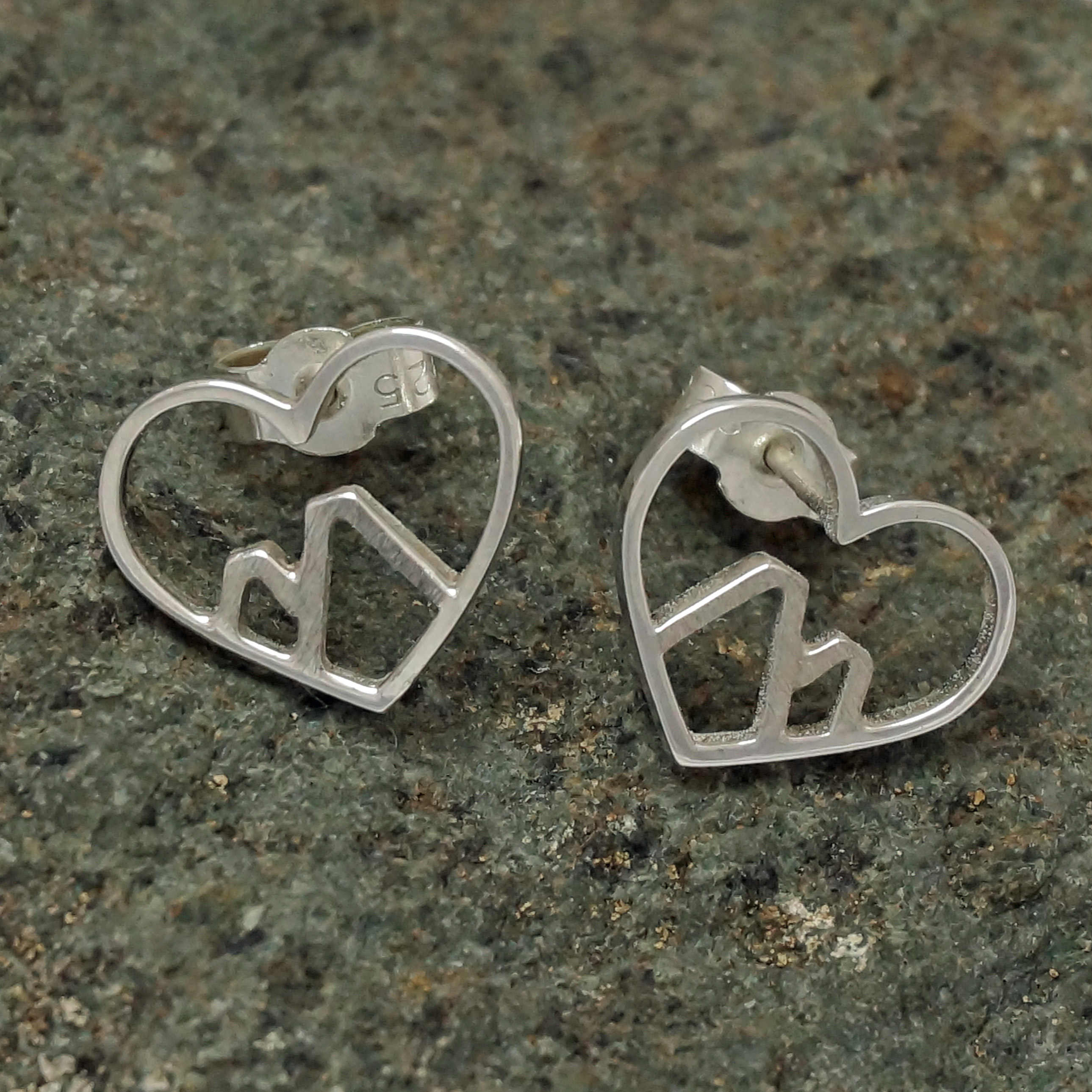 Love the Mountains Heart Mountain Earrings, The perfect women's mountain gift. Outdoor women earrings, Hiking Ski Climbing Jewellery,