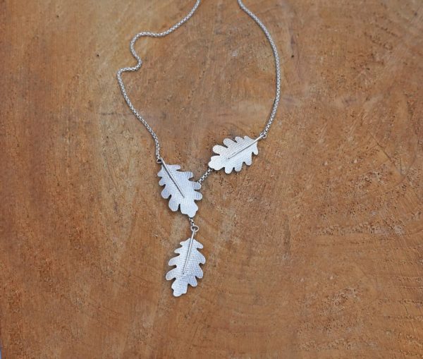 Oak Leaf Lariat Necklace, Textured Leaf Jewellery, Nature Necklace