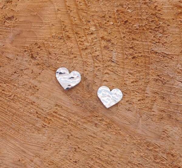 Hammered heart stud earrings