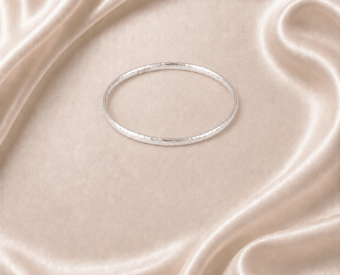 oval hammered bangle