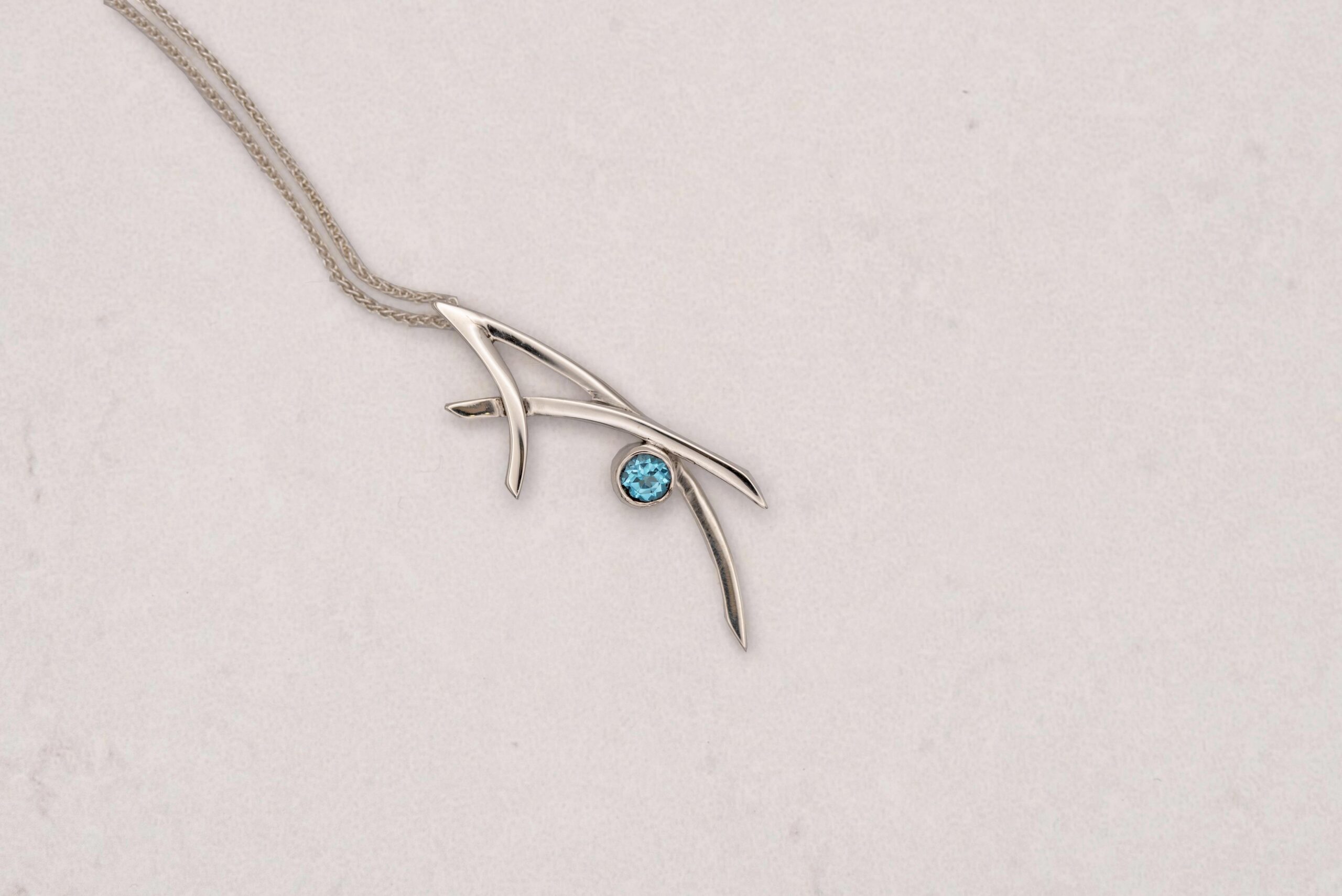 Topaz Silver pendant, Gemstone jewellery milton keynes jewellery buckinghamshire topaz necklace amethyst necklace park road jewellery