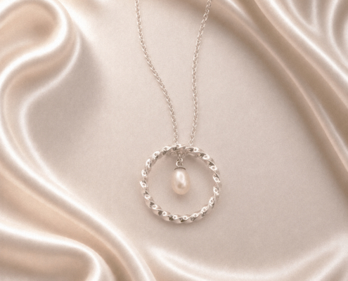 Modern Pearl Twisted Silver Circle Pendant. June birthstone pendant gift. Park Road Jewellery