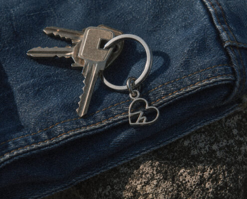 loveThe_Lifestyle_Mountain_Charm_Keyring